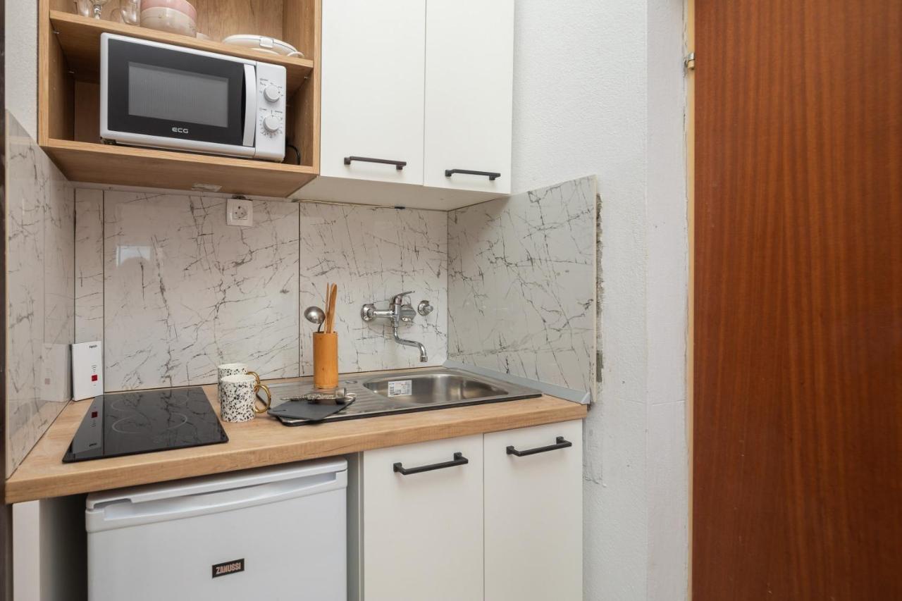 Stanici Beach Apartments Borovina מראה חיצוני תמונה