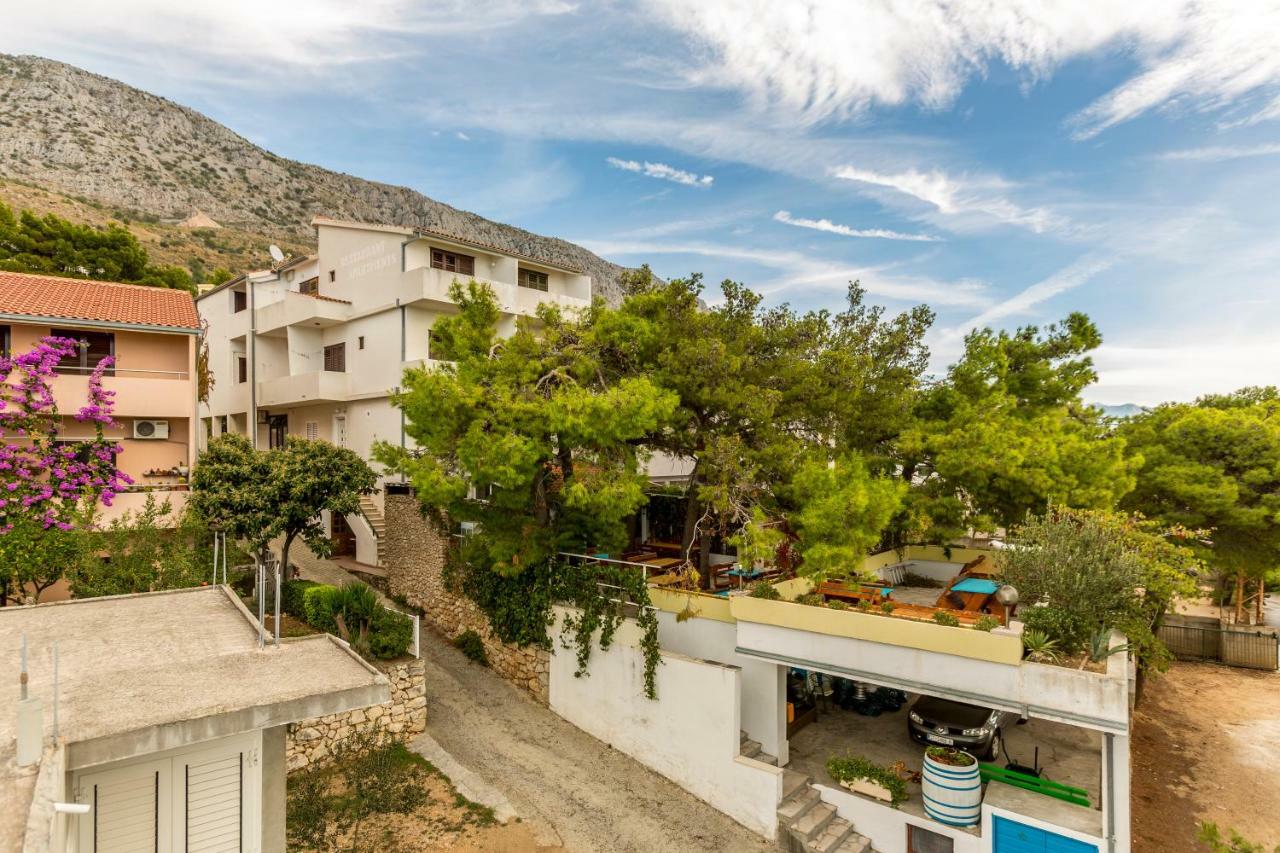 Stanici Beach Apartments Borovina מראה חיצוני תמונה