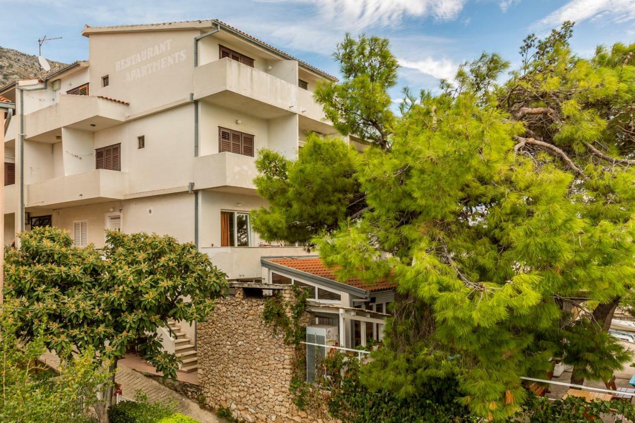 Stanici Beach Apartments Borovina מראה חיצוני תמונה